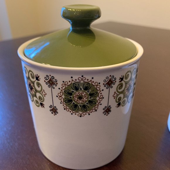 Vintage Johnson Bros Cream/Sugar set - Picture 2 of 4